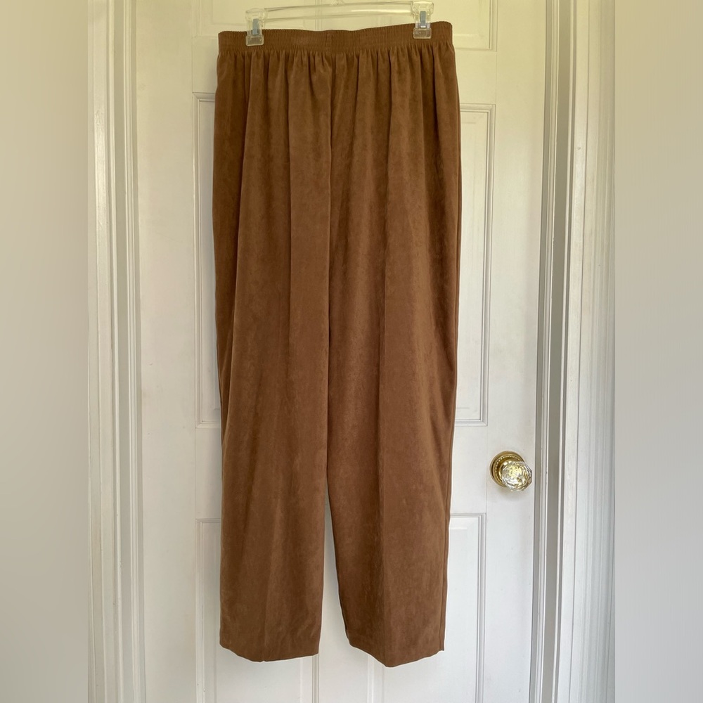 Honey brown comfort waistband pants by Briggs petite large